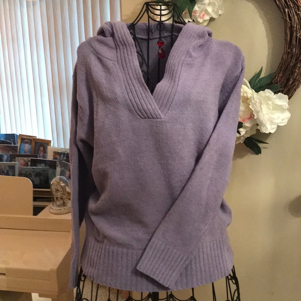 🌻🌻Soft Hoodie Light Purple Large... missing tag!
